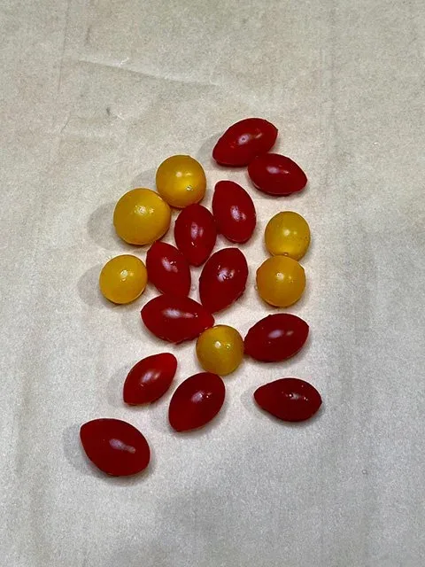 Red and yellow cherry tomatoes